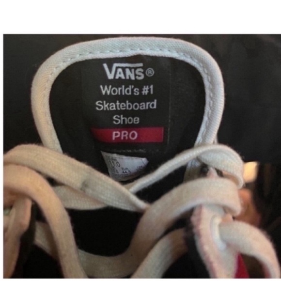 Vans checkerboard hand-painted Grateful Dead sneakers - Picture 9 of 9